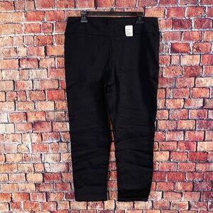 Chatoyant Plus Size Crop Capris with Side Split Black